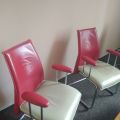 Krzesła skórzane 4 sztuki - chromowane nogi, meble biurowe używane - zdjęcie 2
