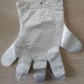 Rękawiczki HDPE 0,7- 1,1 g, zrywki z dziurką - zdjęcie 1