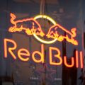 Redbull puszka 250ml napój energetyczny sprzedaż hurt 0,25l - zdjęcie 1