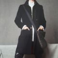 Spółka sprzeda zapasy magazynowe płaszczy wełnianych, kurtek - zdjęcie 2