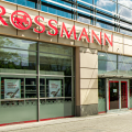 Lokal Handlowy z umowa najmu z Rossmann - zdjęcie 1