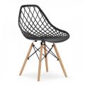 Nowoczesne ażurowe krzesło czarne z drewnianymi nogami - zdjęcie 1