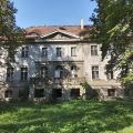 Pałac w Karczewie 45 km-Poznań -1350 m2 - park 3,73 HA-Inwestycja