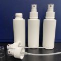 Butelka 100 ml HDPE biała oraz atomizer PS biały z nasadką - zdjęcie 1