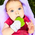 Gryzak rękawiczka uspokajająca niemowlę ząbkowanie - zdjęcie 1