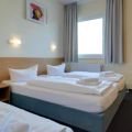 Łóżka hotelowe 90x200 z materacami bonellowymi
