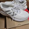 Buty Damskie marki Adidas i Puma Nowe w Pudełkach Bieżące Kolekcje - zdjęcie 3