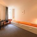 Sprzedam spólkę z dwoma działającymi hostelami