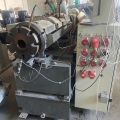 Wytłaczarka z podwójnym ślimakiem Cincinnati Milacron Titan 68 - PVC - zdjęcie 1